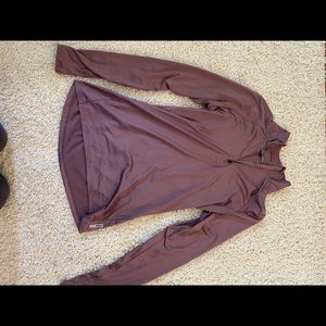 Mauve color work out pullover